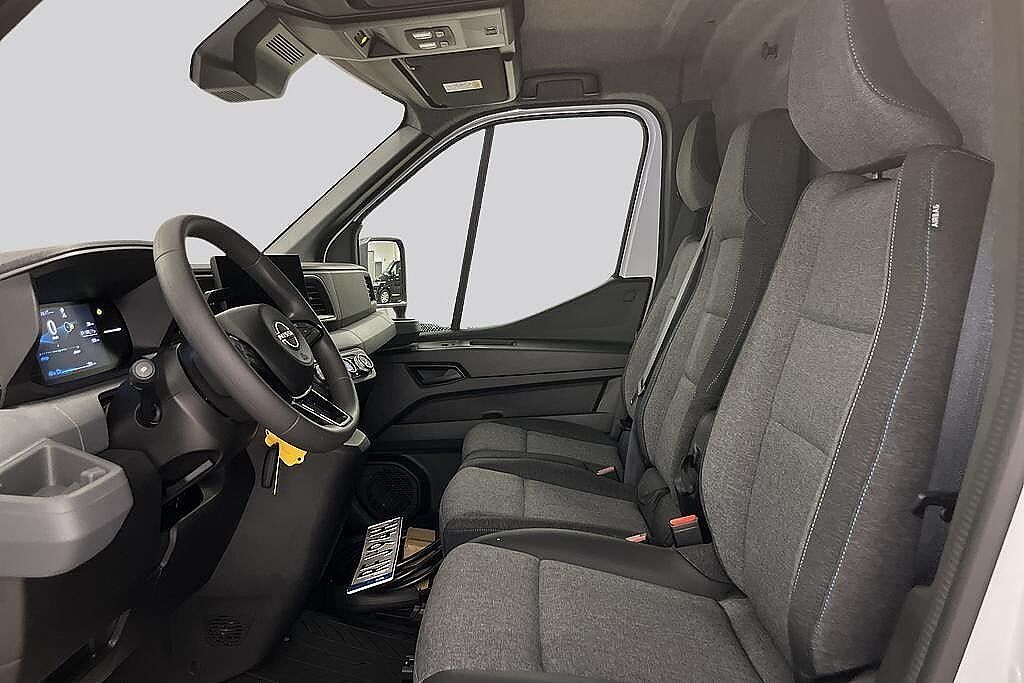 Nissan Interstar-e